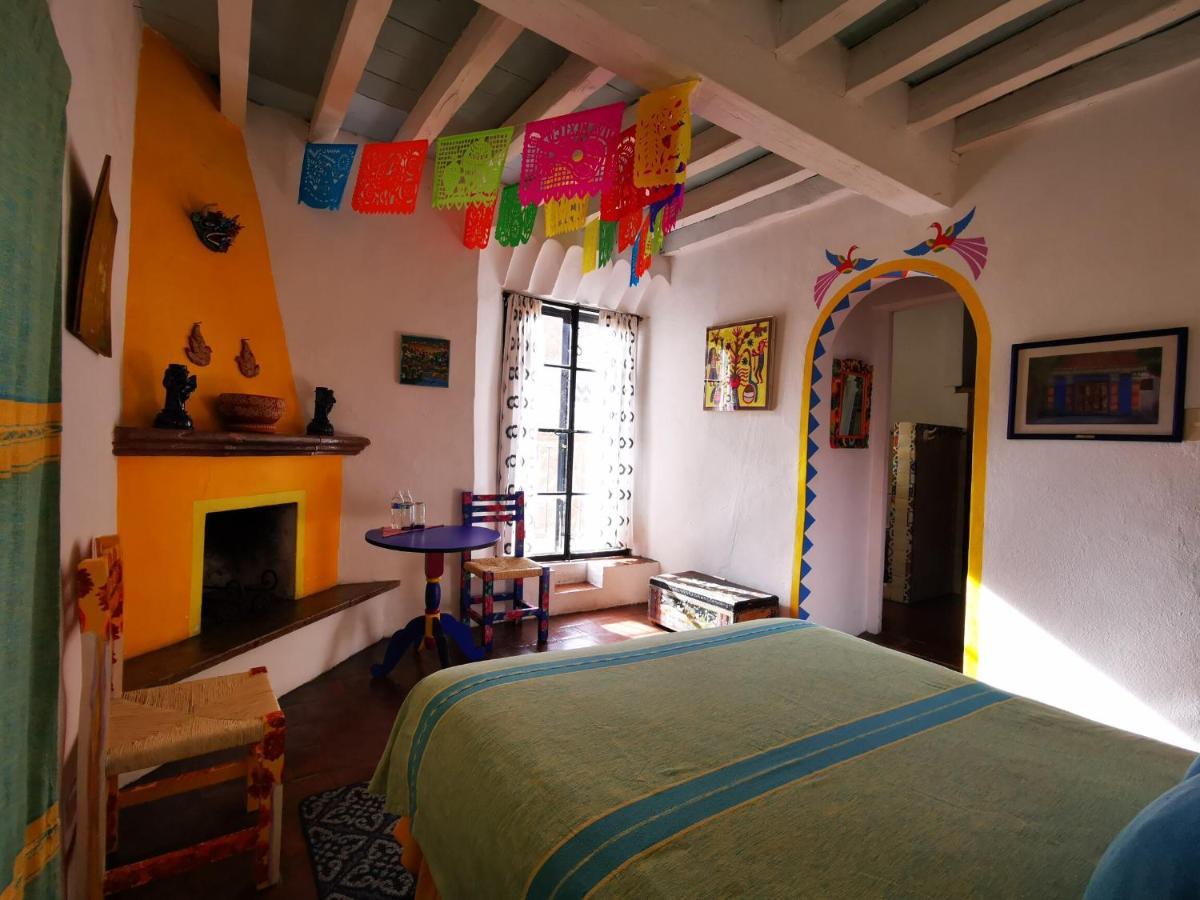 Casa de los Espíritus Alegres By Rotamundos Guanajuato Quarto foto